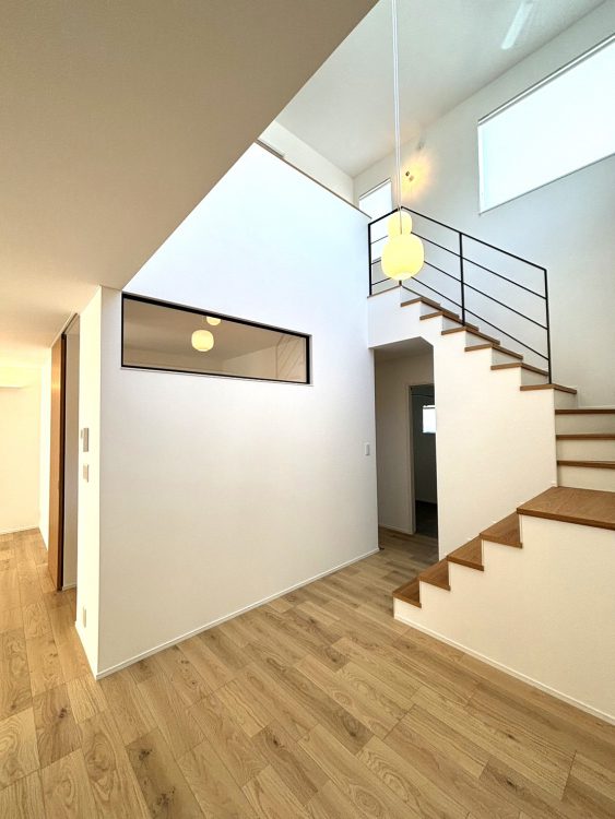 見て暮らしを考える。